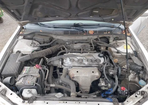 1998 Honda Accord Lx from USA, damaged, VIN 1HGCG5545WA209398